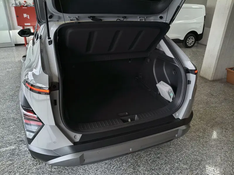 Hyundai Kona nuova a Macerata (13)