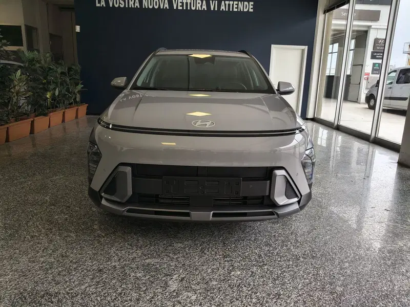 Hyundai Kona nuova a Macerata (5)