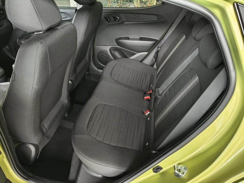 Hyundai i10 nuova a Macerata (11)