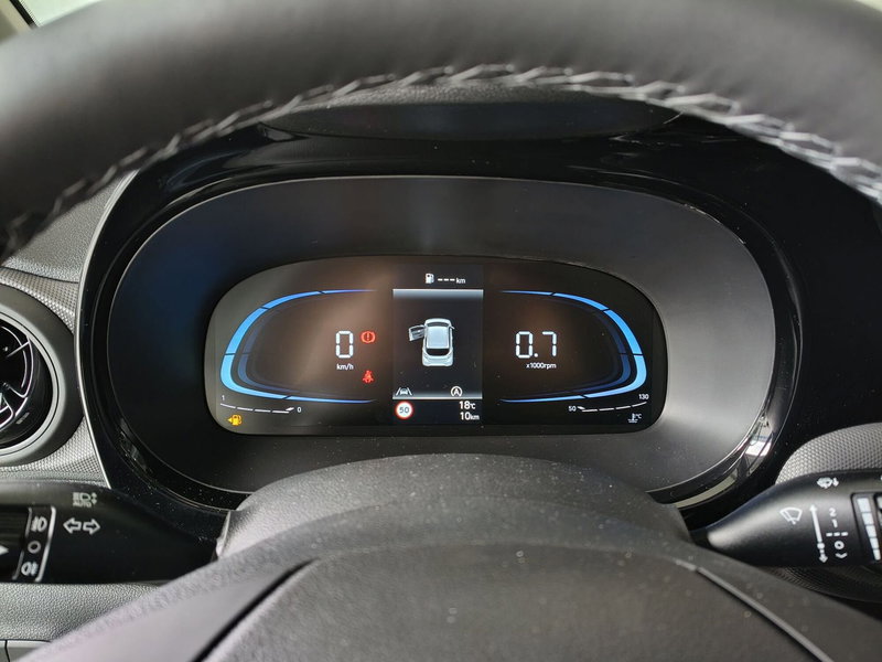 Hyundai i10 nuova a Macerata (8)