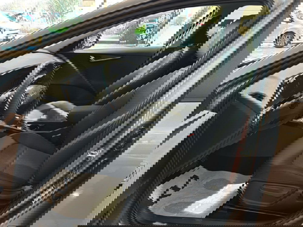 Kia Niro nuova a Ravenna (12)