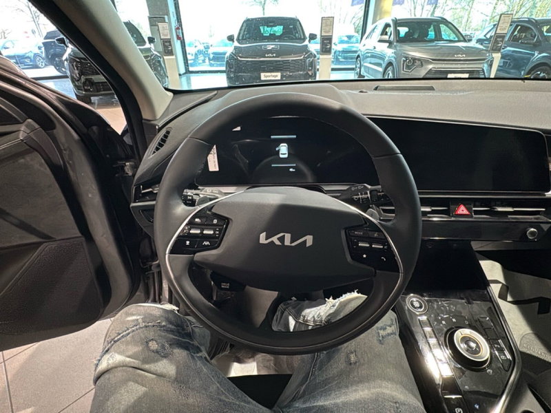 Kia Niro nuova a Ravenna (14)