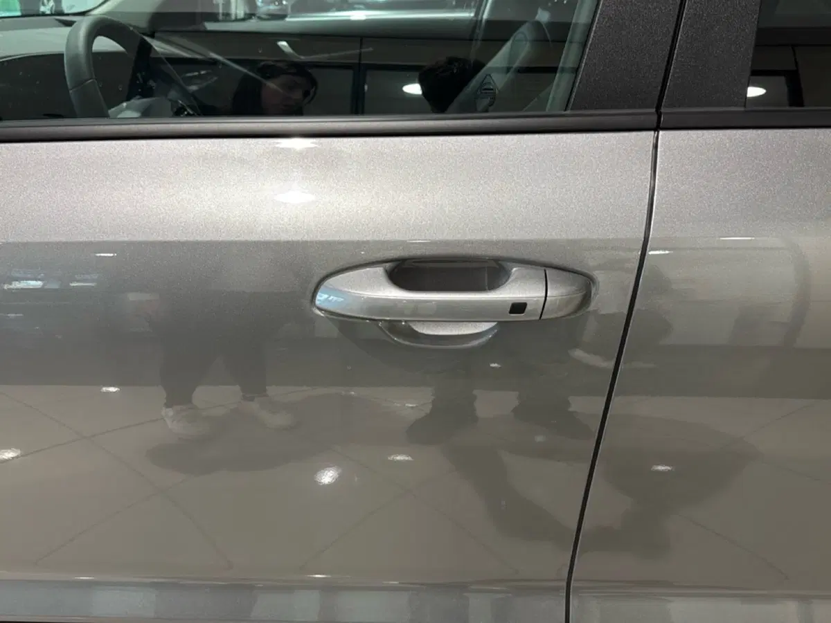 Kia Niro nuova a Ravenna (9)