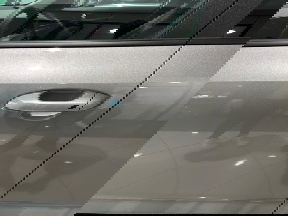 Kia Niro nuova a Ravenna (9)