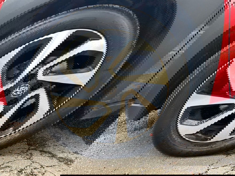 Toyota Aygo X usata a Bologna (7)