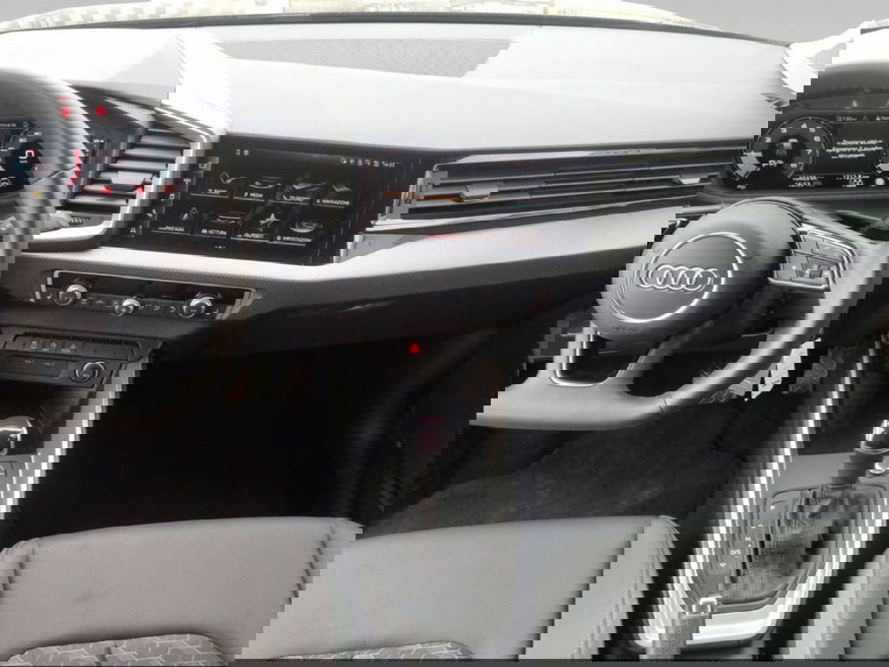 Audi A1 Sportback usata a Livorno (9)