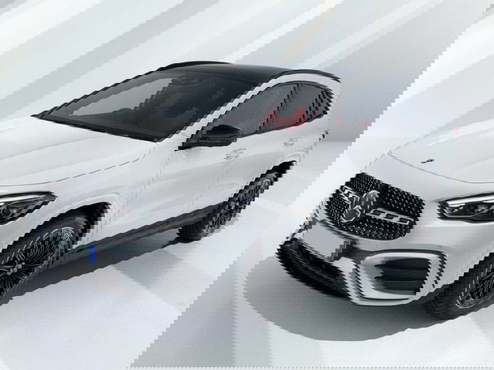 Mercedes-Benz GLA SUV nuova a Grosseto