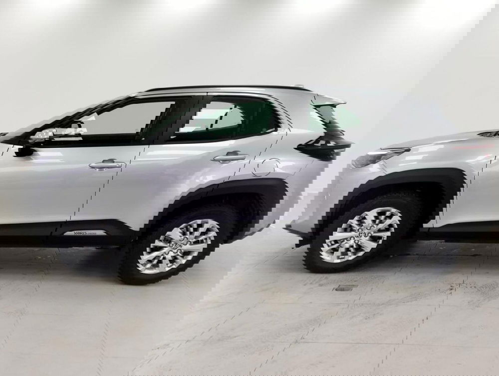 Toyota Yaris Cross usata a Como (8)