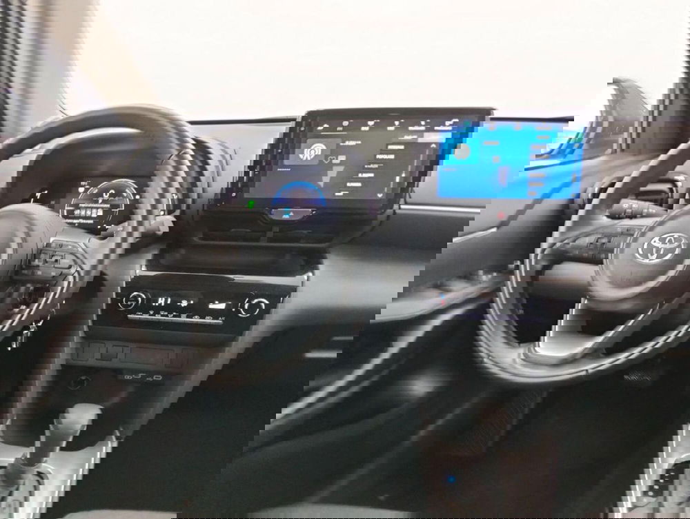 Toyota Yaris Cross usata a Como (9)