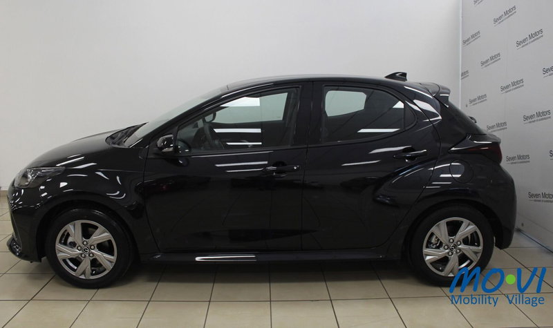 Mazda Mazda2 Hybrid nuova a Torino (3)