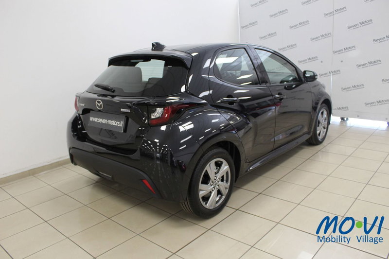 Mazda Mazda2 Hybrid nuova a Torino (4)