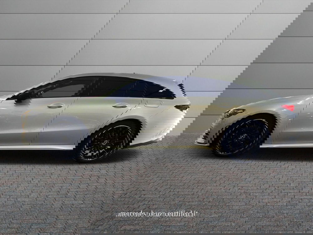 Mercedes-Benz CLA Shooting Brake usata a Bari (6)