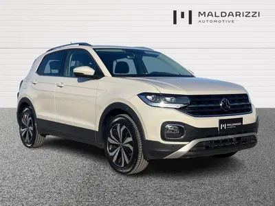 Volkswagen T-Cross 1.0 TSI 110 CV DSG Advanced del 2023 usata a Bari