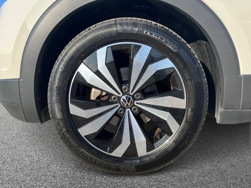 Volkswagen T-Cross usata a Bari (6)