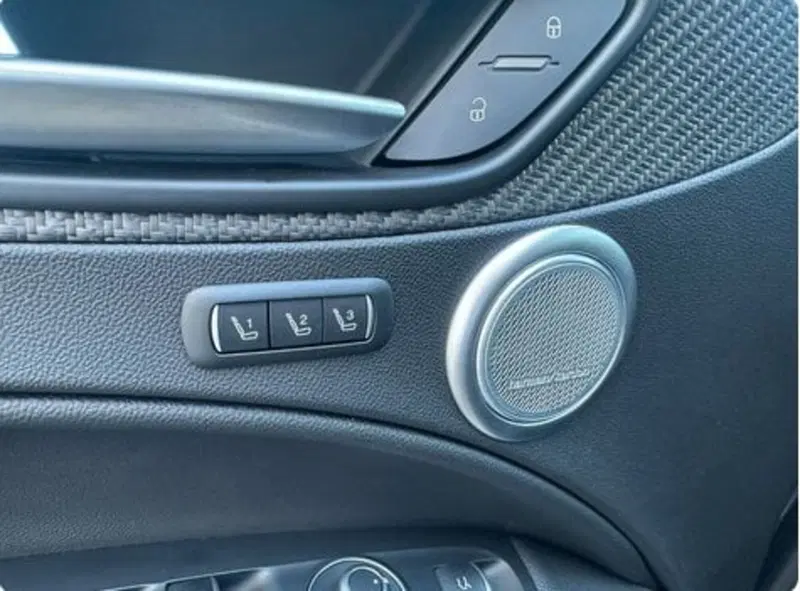 Alfa Romeo Stelvio usata a Padova (10)