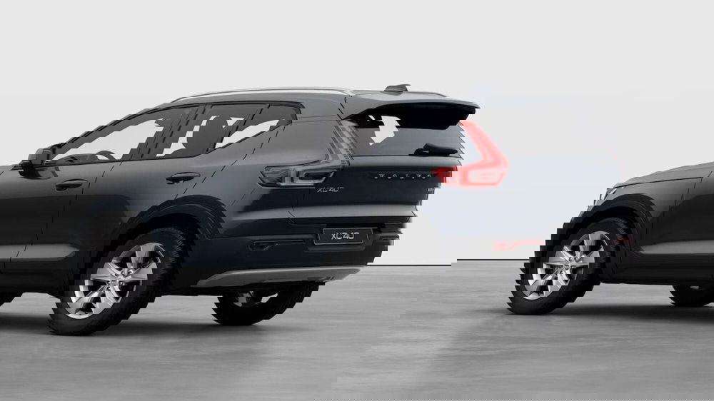 Volvo XC40 nuova a Como (3)