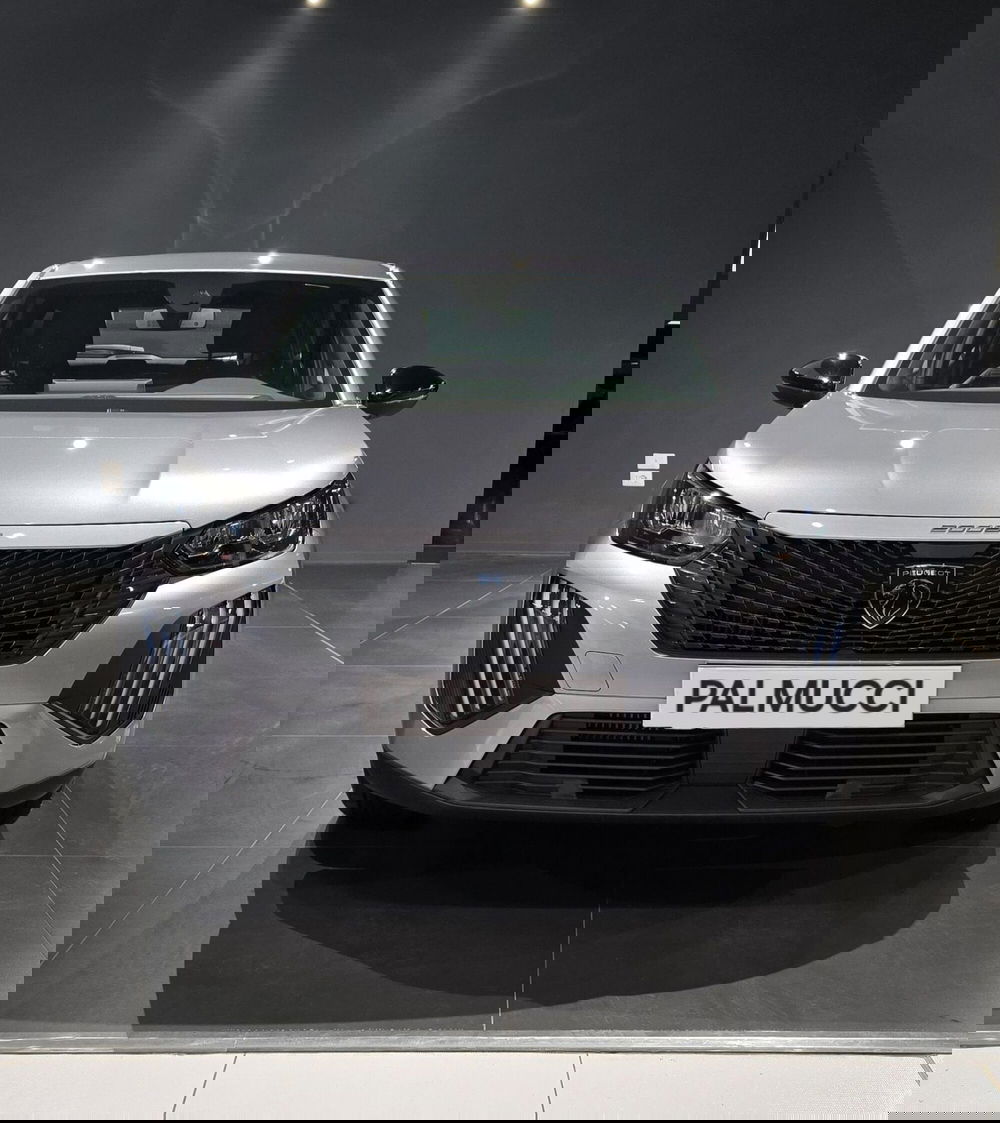 Peugeot 2008 nuova a Prato