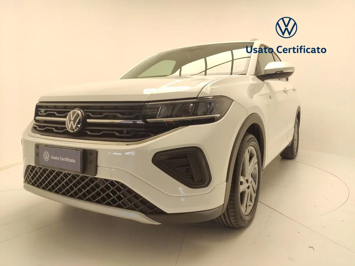 Volkswagen T-Cross usata a Avellino (8)