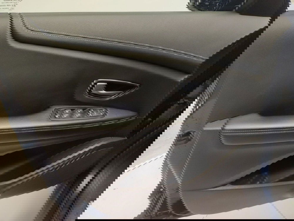 Renault Scénic usata a Avellino (14)