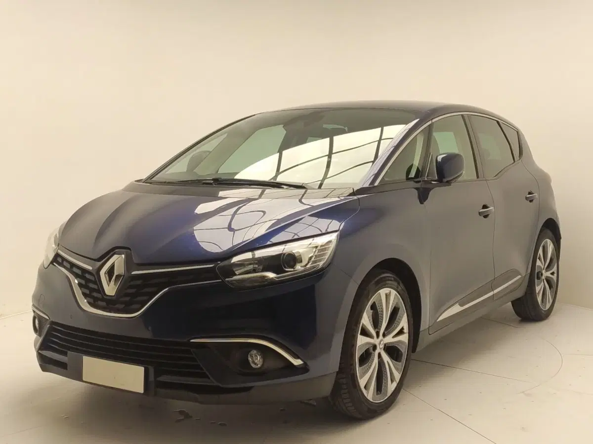 Renault Scénic usata a Avellino (4)