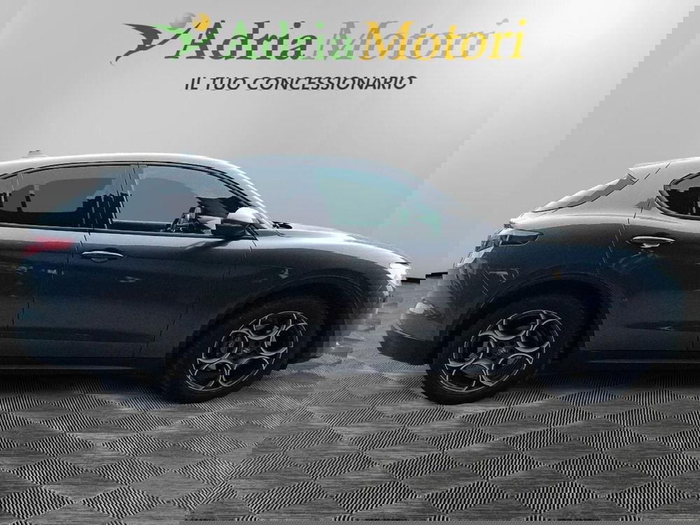 Alfa Romeo Stelvio usata a Pordenone (6)