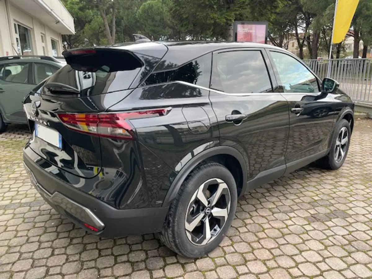 Nissan Qashqai usata a Rimini (4)