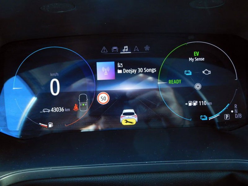 Renault Captur usata a Rimini (10)