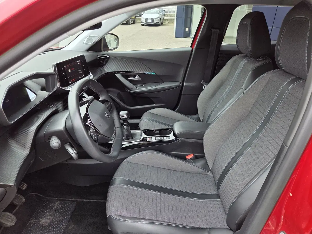 Peugeot 2008 usata a Cremona (9)
