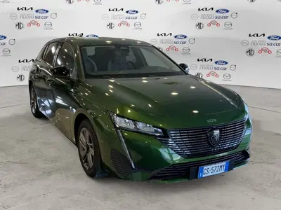 Peugeot 308 PureTech Turbo 130 S&amp;S EAT8 Allure del 2024 usata a Caresanablot