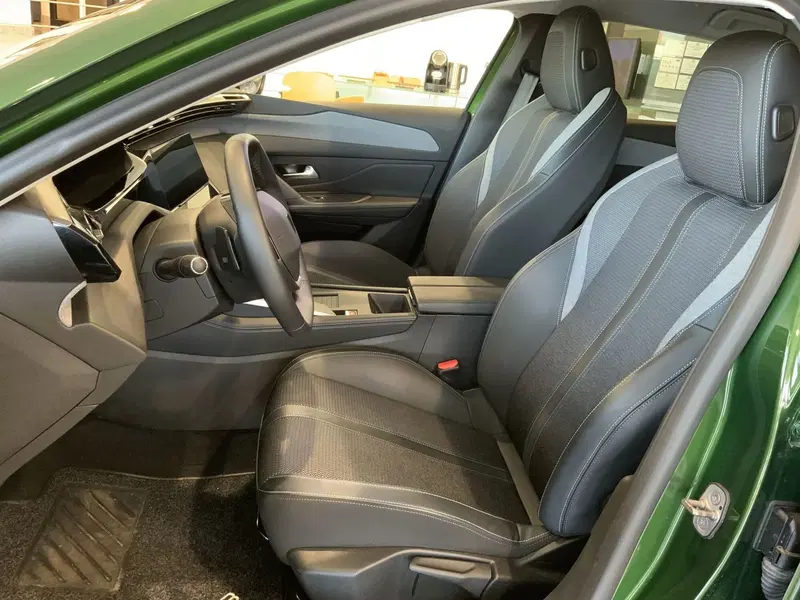 Peugeot 308 usata a Vercelli (7)