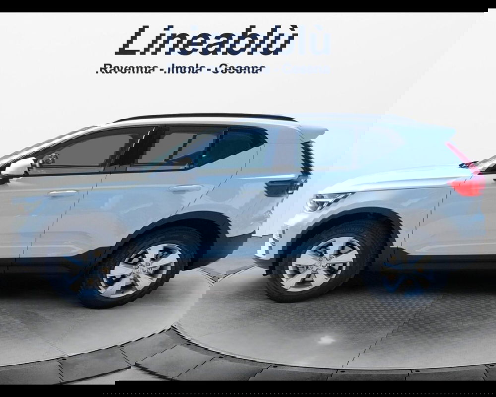 Volvo XC40 nuova a Bologna (2)