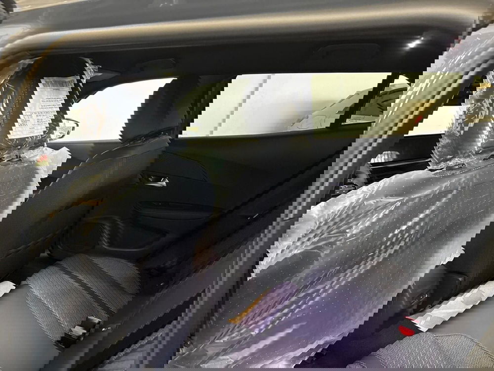 Peugeot 2008 nuova a Monza e Brianza (13)