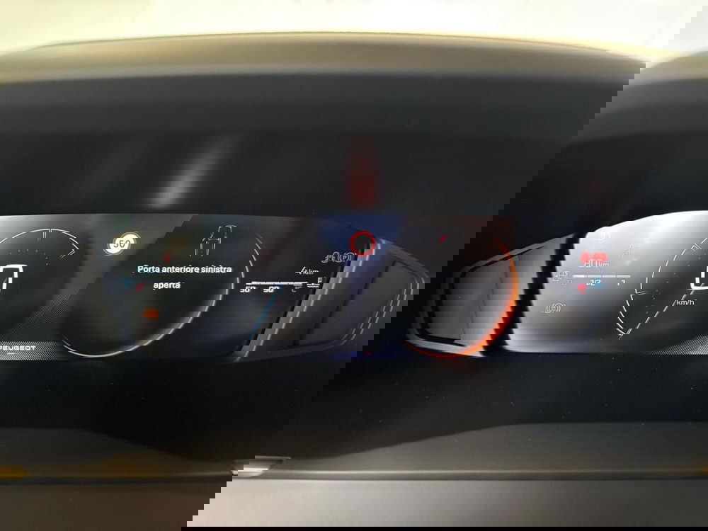 Peugeot 2008 nuova a Monza e Brianza (8)