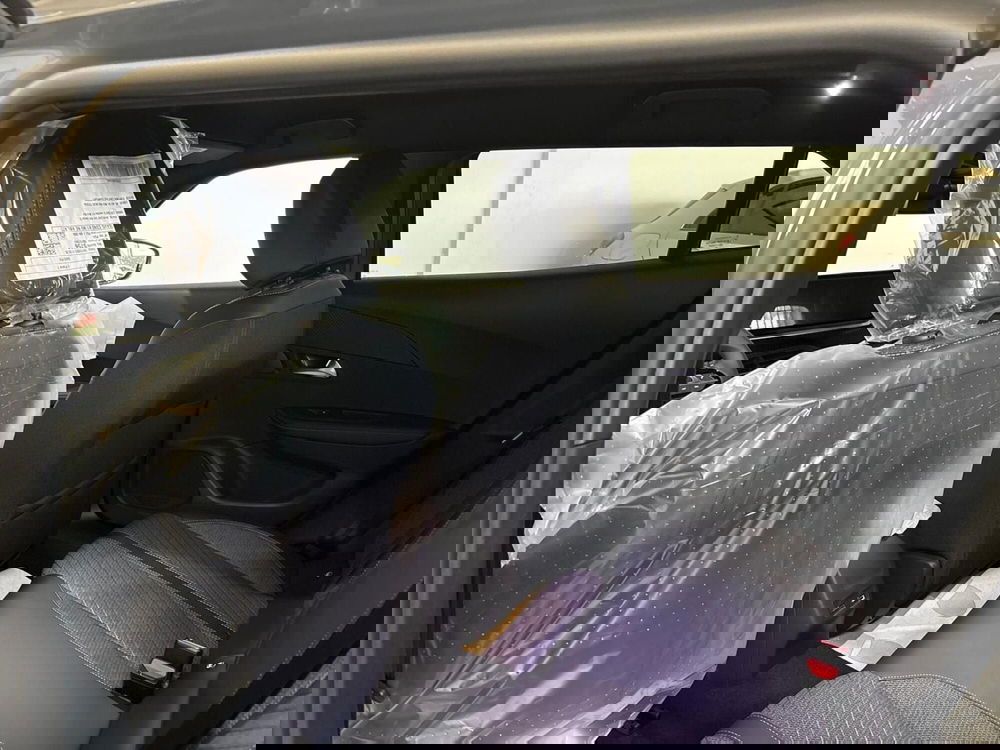 Peugeot 2008 nuova a Monza e Brianza (13)