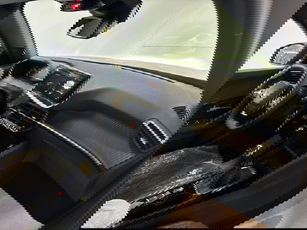 Peugeot 2008 nuova a Monza e Brianza (14)