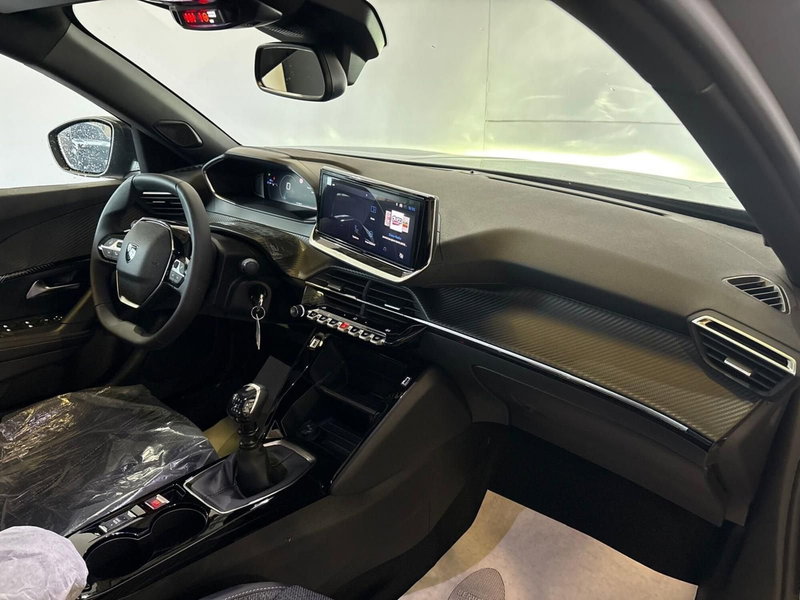 Peugeot 2008 nuova a Monza e Brianza (14)