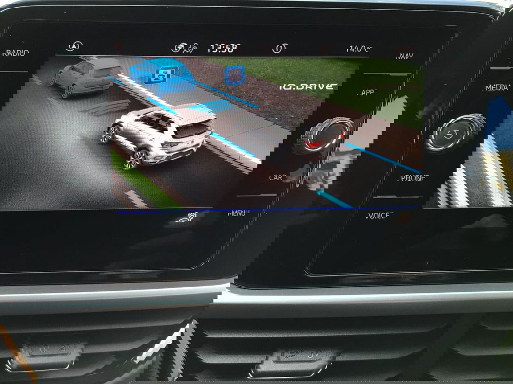 Volkswagen T-Roc usata a Genova (18)