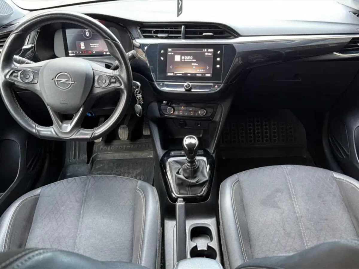 Opel Corsa usata a Foggia (10)