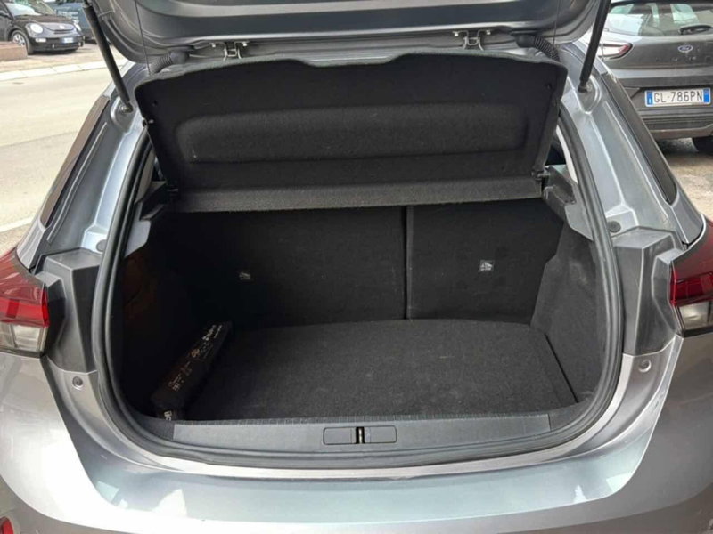 Opel Corsa usata a Foggia (6)