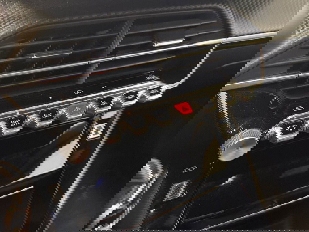 Peugeot 2008 usata a Palermo (11)