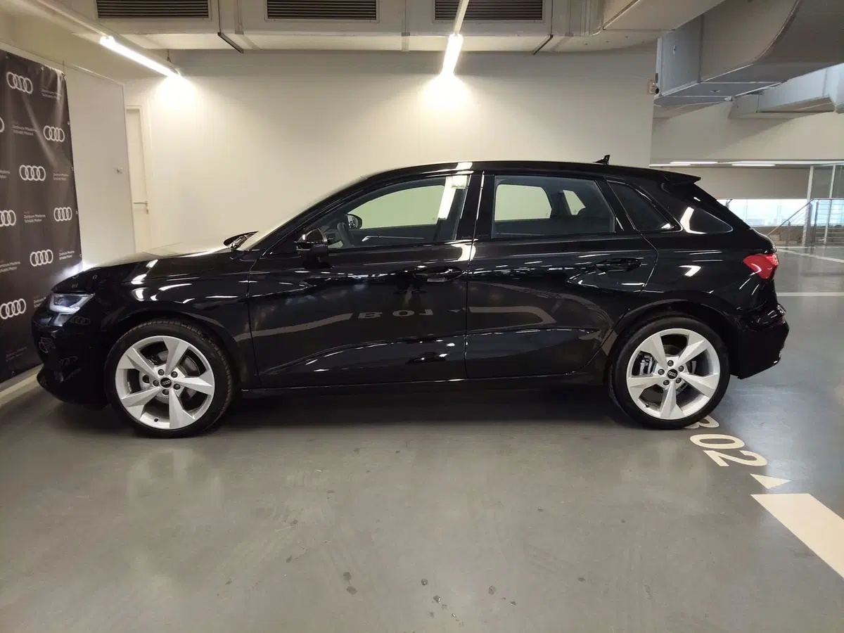 Audi A3 Sportback nuova a Modena (3)