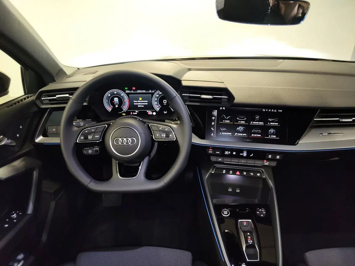 Audi A3 Sportback nuova a Modena (7)