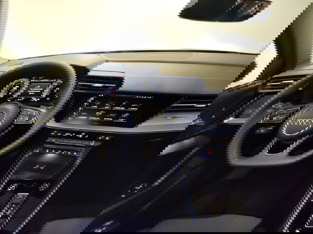 Audi A3 Sportback nuova a Modena (7)