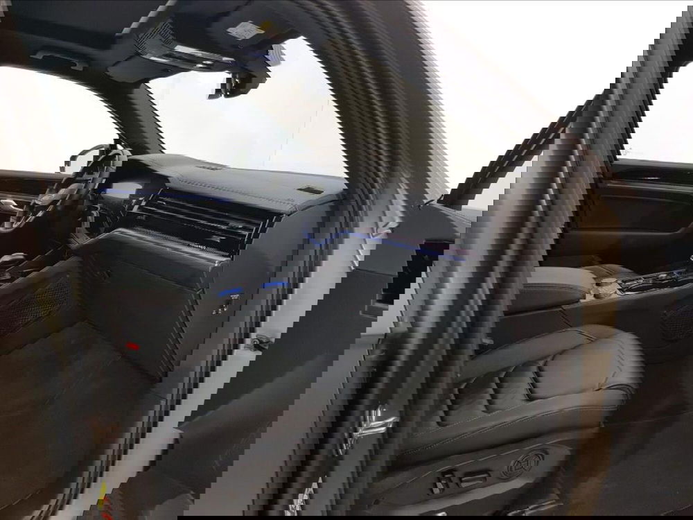 Volkswagen Touareg usata a Lucca (10)