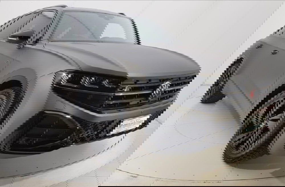 Volkswagen Touareg usata a Lucca (8)