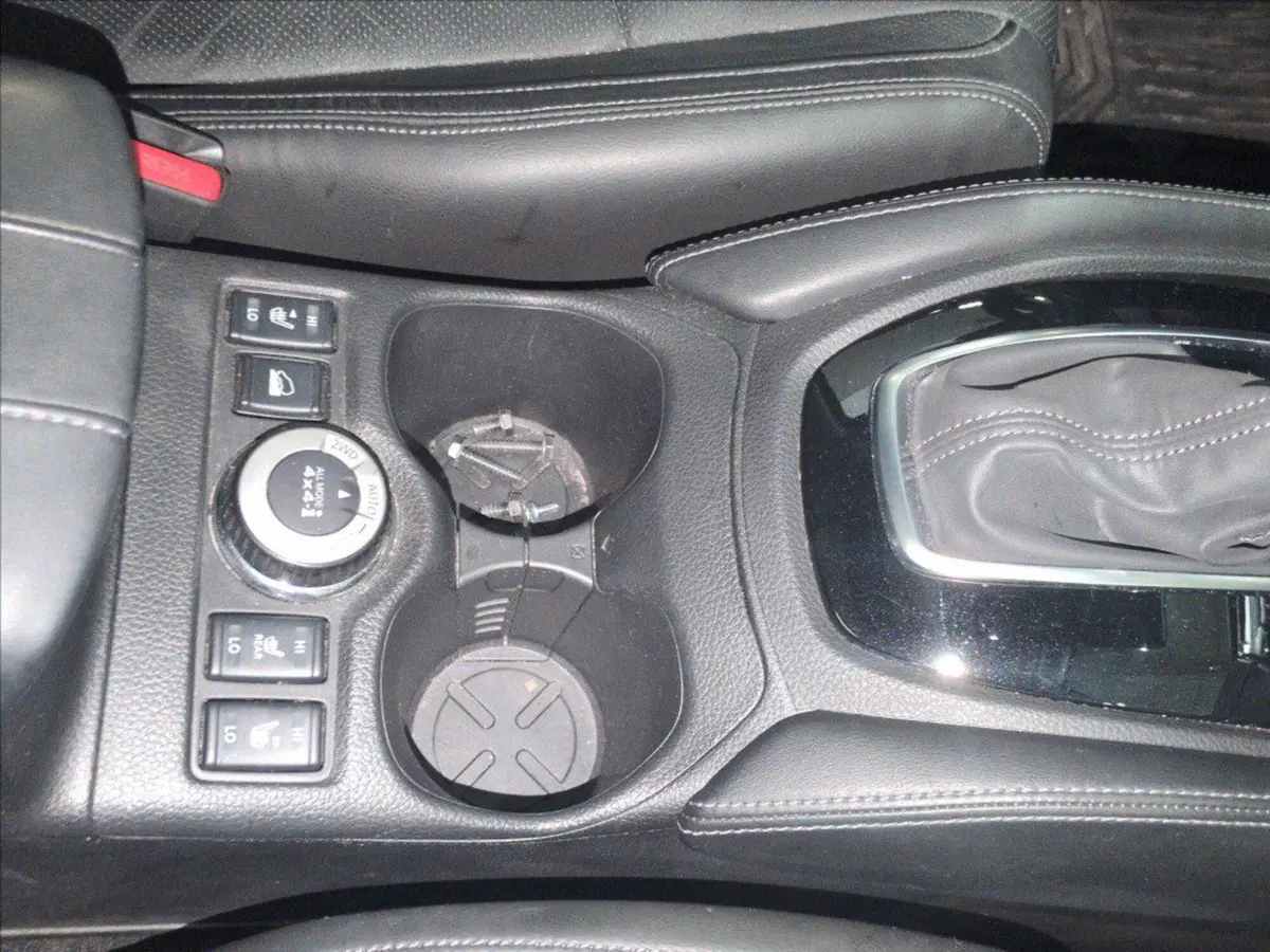 Nissan X-Trail usata a Milano (10)
