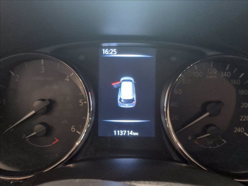 Nissan X-Trail usata a Milano (11)