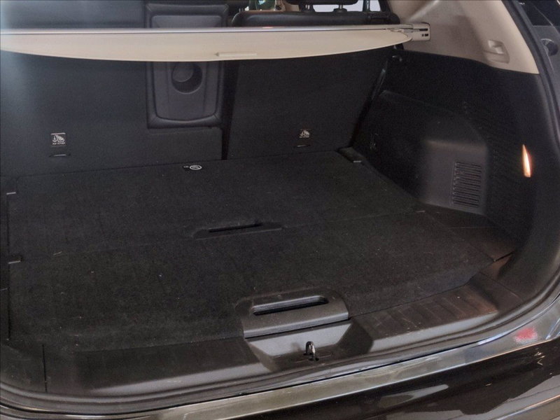 Nissan X-Trail usata a Milano (15)