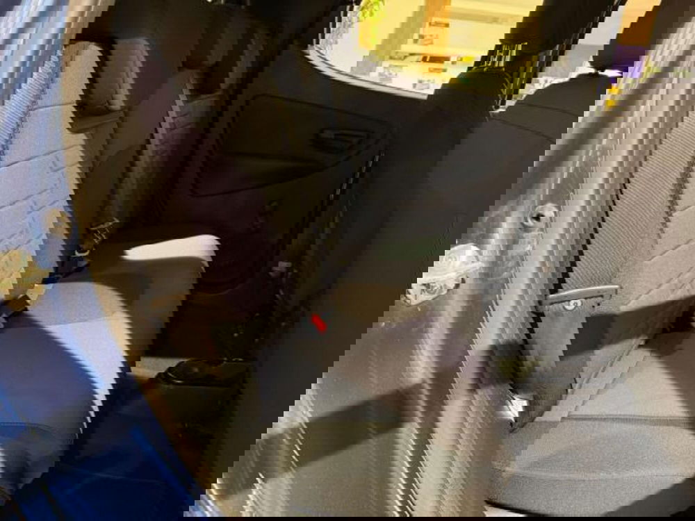 Lancia Ypsilon usata a Savona (15)