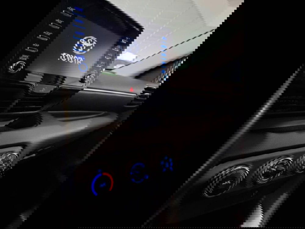 Toyota Yaris usata a Torino (8)